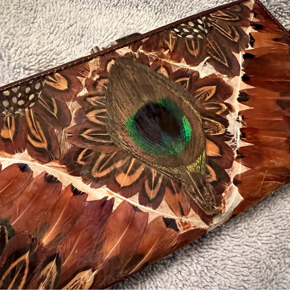 Vintage Lee Sands Peacock Feather clutch kiss lock wallet - Picture 4 of 11